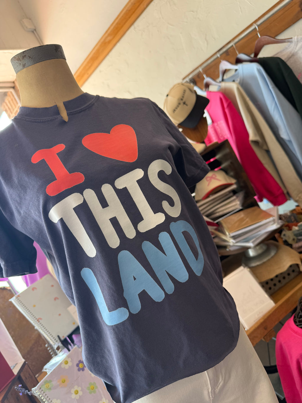 I Love This Land / Raw Hem Tee