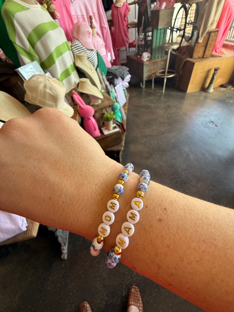 The Blue Floral Beaded Bracelet