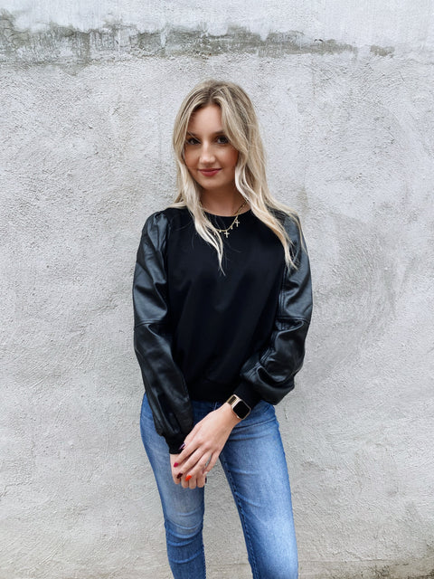 The Hayes Pullover