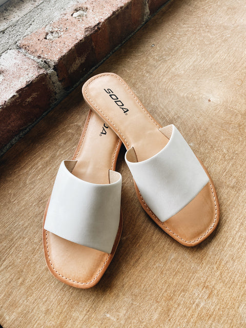 The Hayden Sandal // White